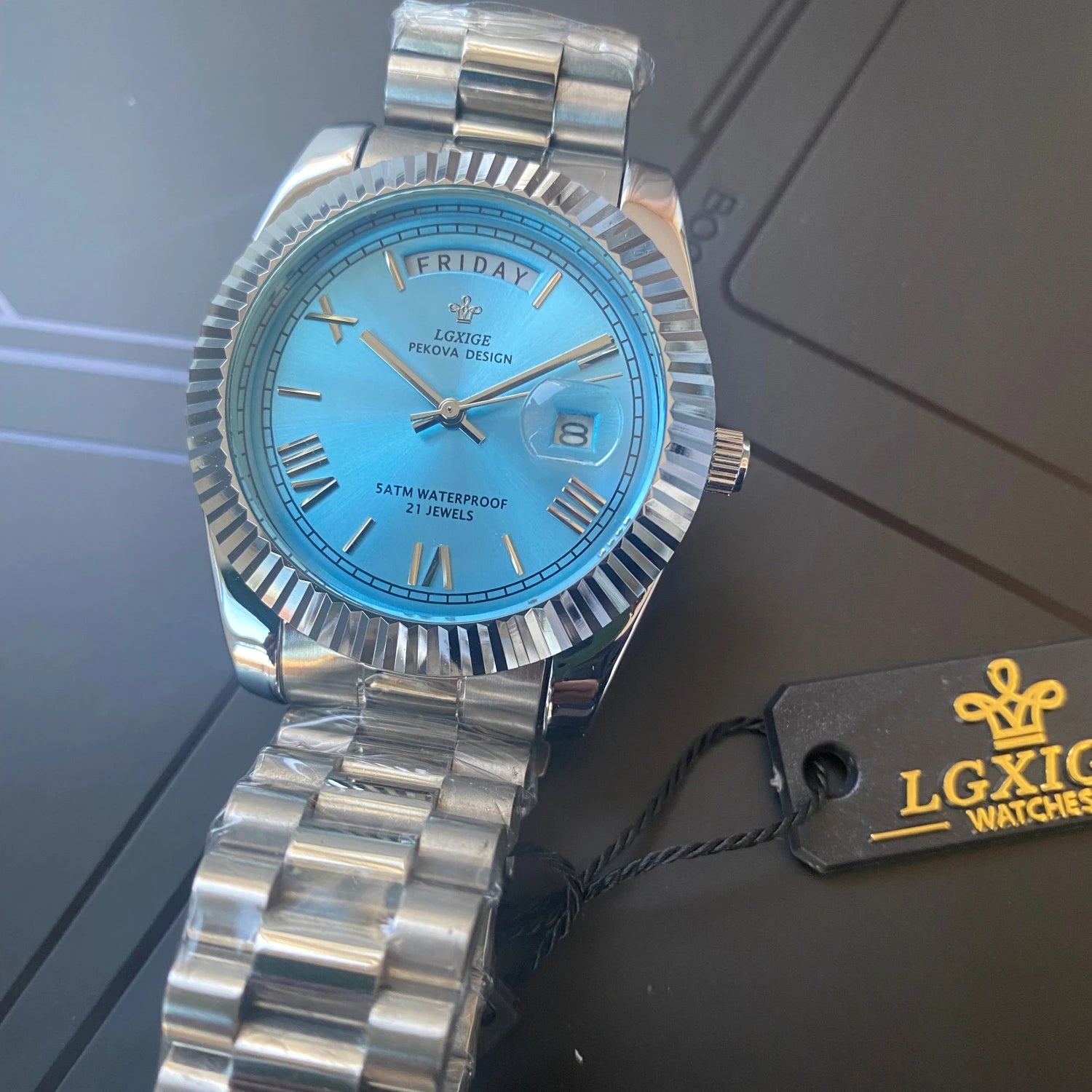 Watch of Men 40Mm Day Date Quartz Water proof